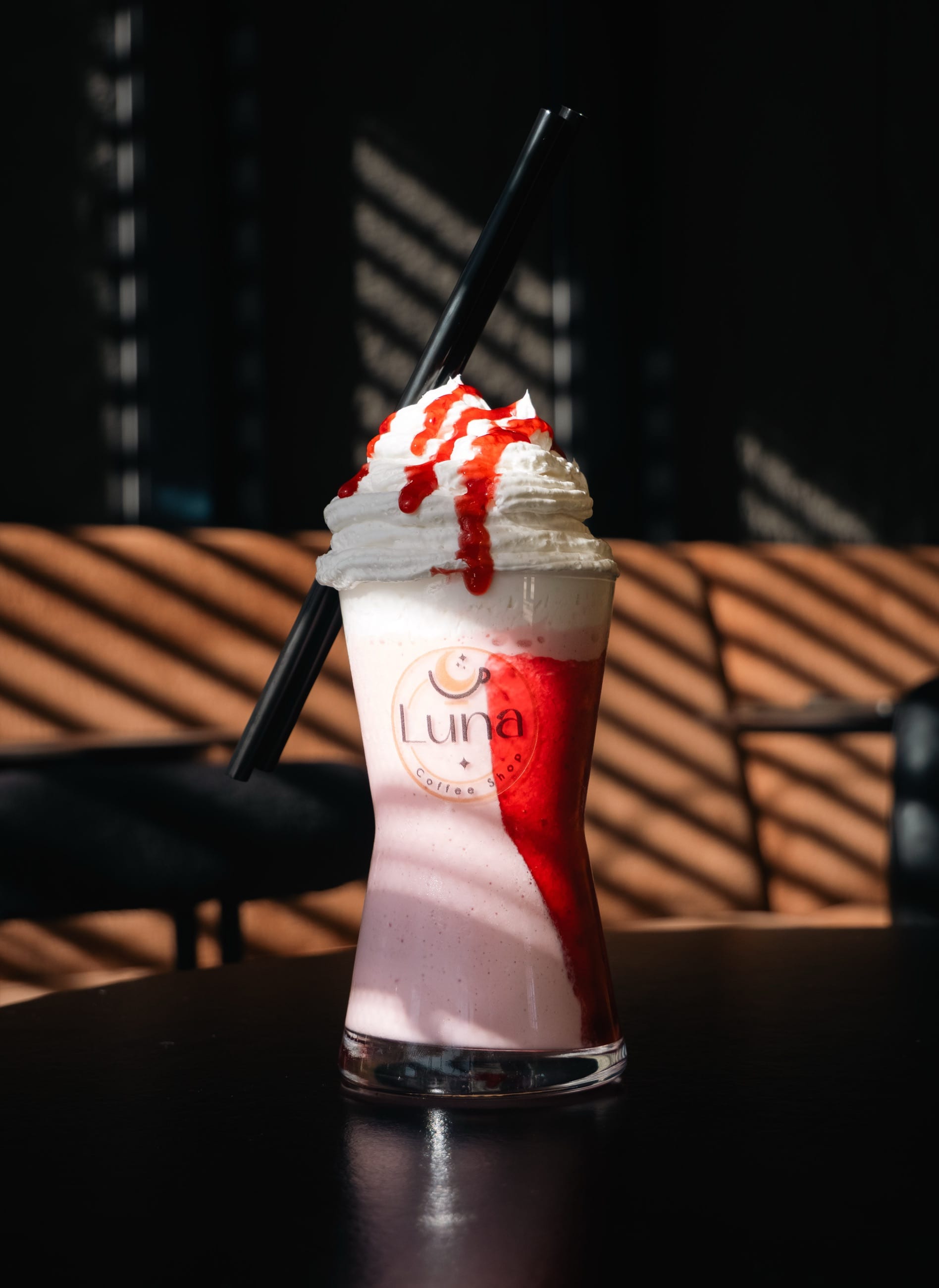 LUNA coffee, frame 04