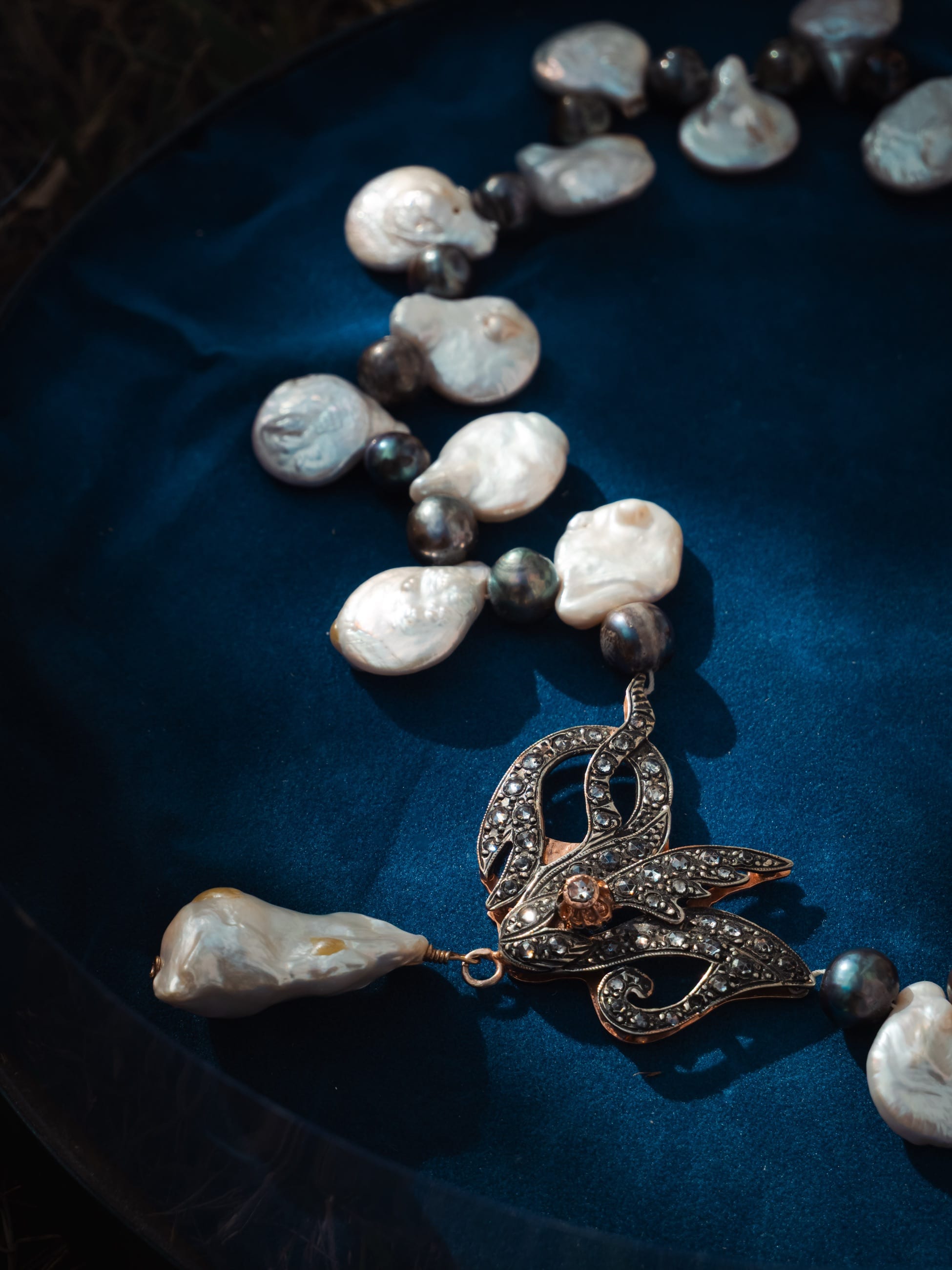 Salma Jewellery, frame 07