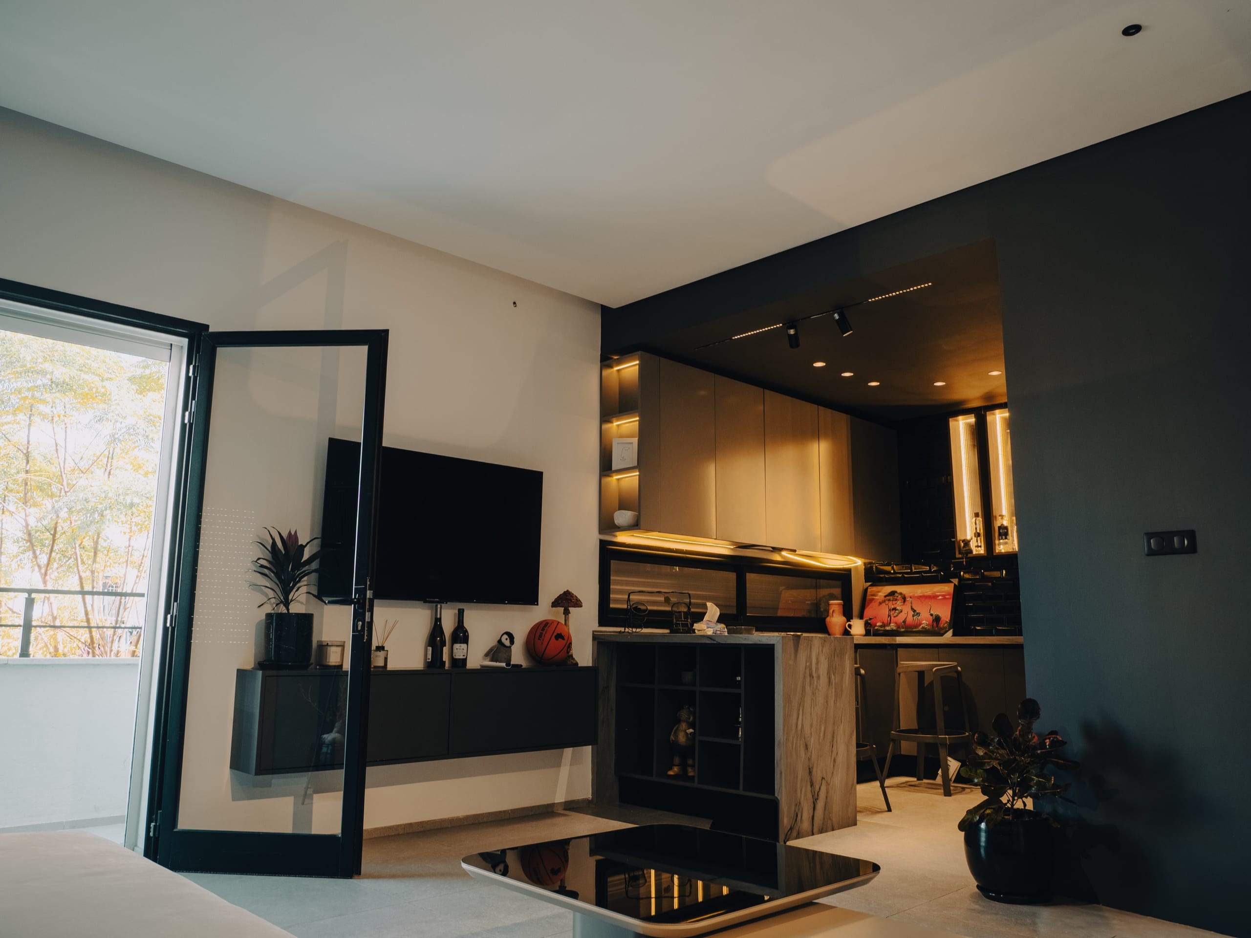 Apartment, room 01